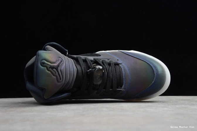 5 Jordan Air Grey CD2722-001 Oil 0724